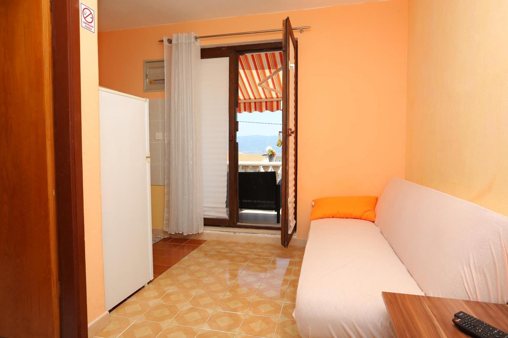 Apartments By The Sea Slatine, Ciovo - 16131 Room photo